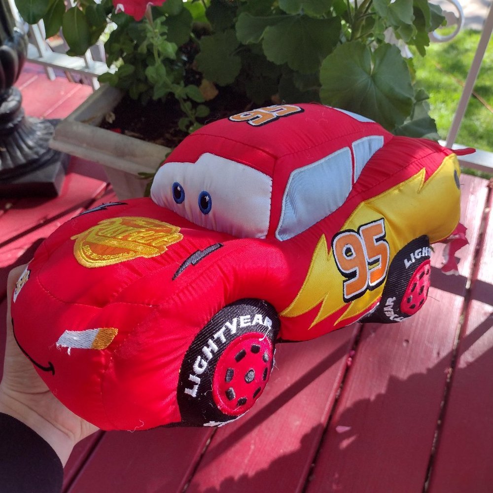 Disney Exclusive Lighting McQueen Soft Red Plush Toy Cars The Movie 14 Inches